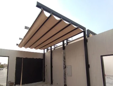 مظلات سيارات متحركة يدوياً في نجران